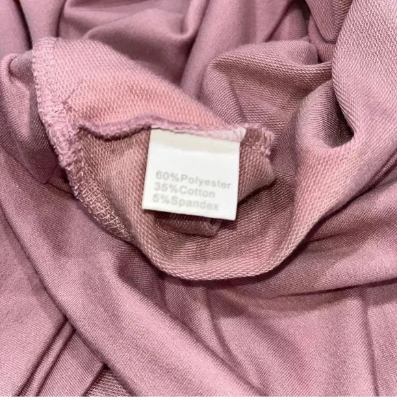 Plus sized 2XL Sweatshirt hearts pink/ red winter long lines pullover sc… - Picture 6 of 7